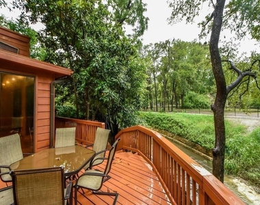 800 Leonard St - Photo Thumbnail 29