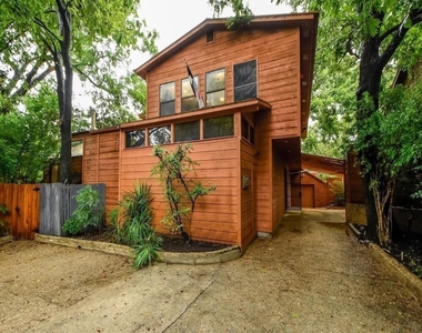 800 Leonard St - Photo Thumbnail 2