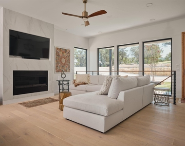 3214 Smoky Rdg - Photo Thumbnail 4