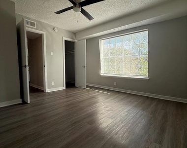 311 E 31 St - Photo Thumbnail 13