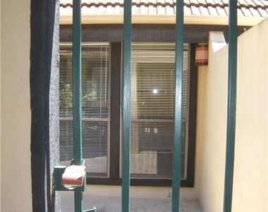 2110 Riogrande St - Photo Thumbnail 18