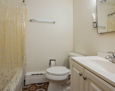 148 Ann Street - Photo Thumbnail 8