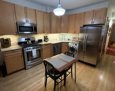 2134 N Damen Avenue - Photo Thumbnail 8