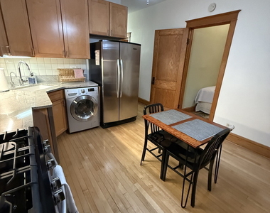 2134 N Damen Avenue - Photo Thumbnail 9