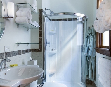 2134 N Damen Avenue - Photo Thumbnail 17
