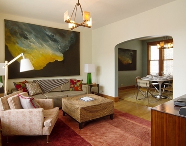 2134 N Damen Avenue - Photo Thumbnail 1