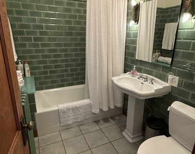 2134 N Damen Avenue - Photo Thumbnail 12