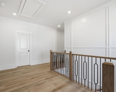 319 Orchid Street - Photo Thumbnail 22