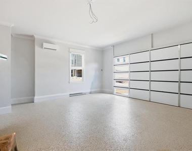 319 Orchid Street - Photo Thumbnail 51