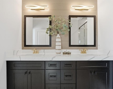 319 Orchid Street - Photo Thumbnail 43
