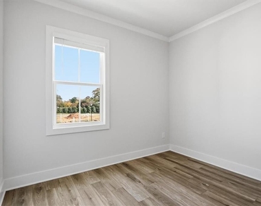 319 Orchid Street - Photo Thumbnail 25