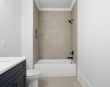319 Orchid Street - Photo Thumbnail 28