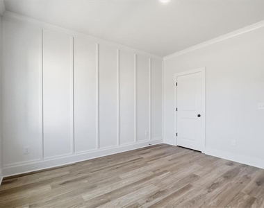 319 Orchid Street - Photo Thumbnail 33