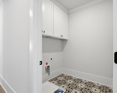319 Orchid Street - Photo Thumbnail 35