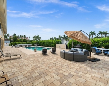 5420 Chiquita Boulevard S - Photo Thumbnail 17
