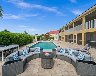 5420 Chiquita Boulevard S - Photo Thumbnail 2