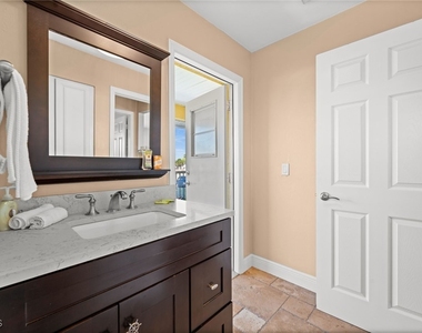 5420 Chiquita Boulevard S - Photo Thumbnail 13