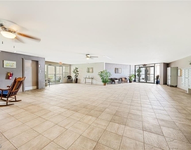3100 Harbor Boulevard - Photo Thumbnail 16