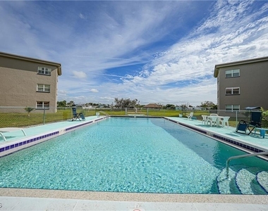 3100 Harbor Boulevard - Photo Thumbnail 22
