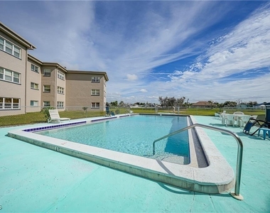 3100 Harbor Boulevard - Photo Thumbnail 21