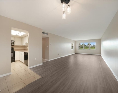 3100 Harbor Boulevard - Photo Thumbnail 5