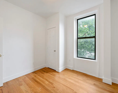 756 Marcy Avenue - Photo Thumbnail 5