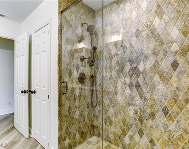 370 6th Avenue S - Photo Thumbnail 27