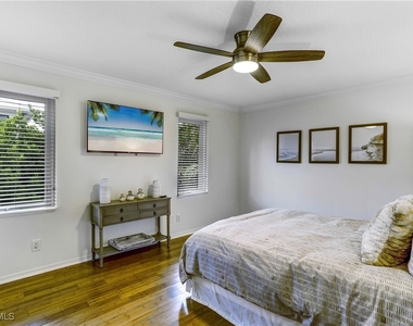 370 6th Avenue S - Photo Thumbnail 24
