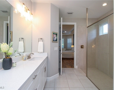 9423 Terresina Drive - Photo Thumbnail 46