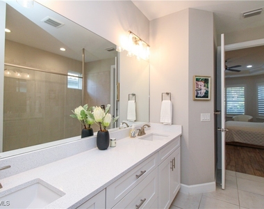 9423 Terresina Drive - Photo Thumbnail 45