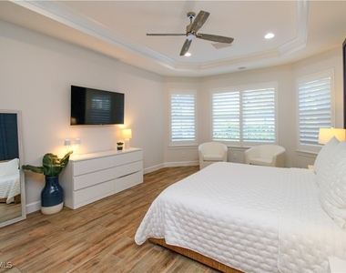 9423 Terresina Drive - Photo Thumbnail 41