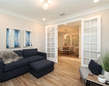 9423 Terresina Drive - Photo Thumbnail 17