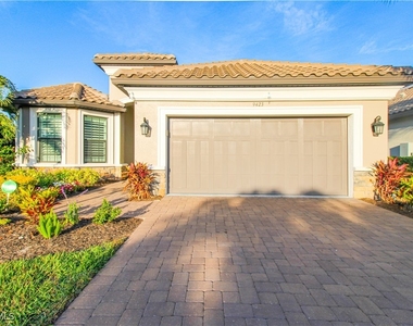 9423 Terresina Drive - Photo Thumbnail 2