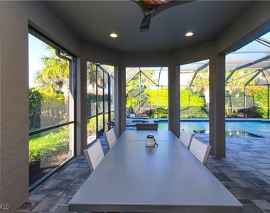 9423 Terresina Drive - Photo Thumbnail 14