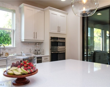 9423 Terresina Drive - Photo Thumbnail 38
