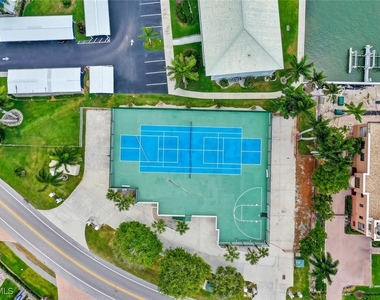 10682 Gulf Shore Drive - Photo Thumbnail 30