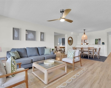10682 Gulf Shore Drive - Photo Thumbnail 4