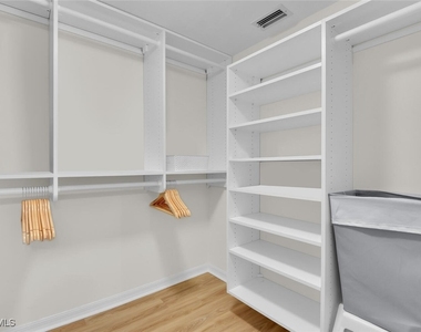10682 Gulf Shore Drive - Photo Thumbnail 18