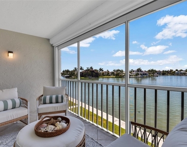 10682 Gulf Shore Drive - Photo Thumbnail 22