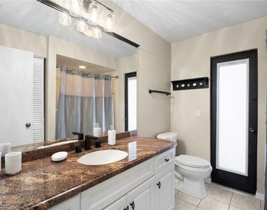 4530 W Coral Circle - Photo Thumbnail 24