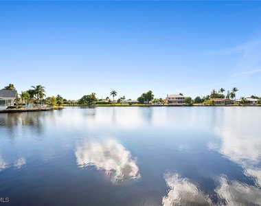 4530 W Coral Circle - Photo Thumbnail 36