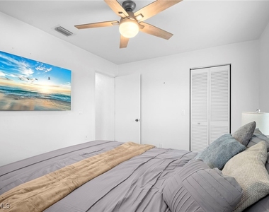 4530 W Coral Circle - Photo Thumbnail 26