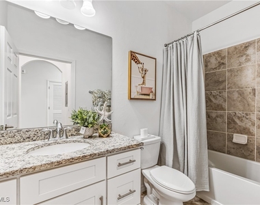 43020 Greenway Boulevard - Photo Thumbnail 11