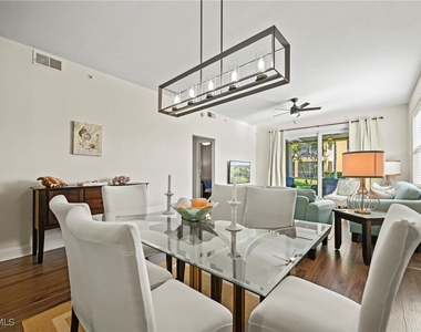 9200 Highland Woods Boulevard - Photo Thumbnail 10