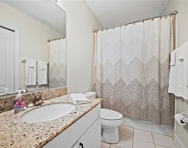 9200 Highland Woods Boulevard - Photo Thumbnail 22