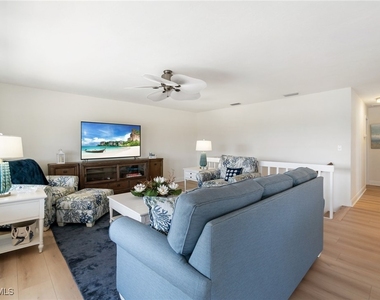 26773 Hickory Boulevard - Photo Thumbnail 5