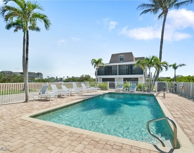 26773 Hickory Boulevard - Photo Thumbnail 1