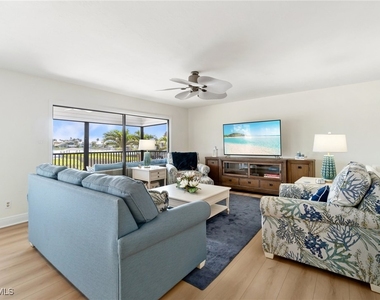 26773 Hickory Boulevard - Photo Thumbnail 4