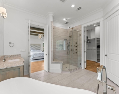 426 Marshall Street - Photo Thumbnail 33