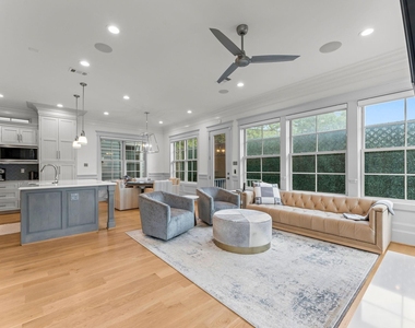426 Marshall Street - Photo Thumbnail 12